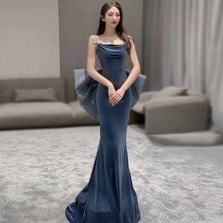 Spaghetti-strap Open-back Ribbon Sheath Evening Gown