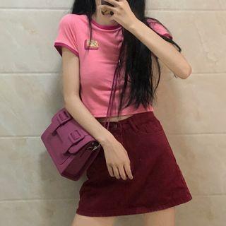 Short-sleeve Contrast Trim Printed T-shirt / High-waist Plain Skirt