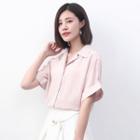 Short-sleeve Loose-fit Collared Plain Blouse