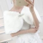 Furry Trim Wedding Cape Furry & Beads - White - One Size