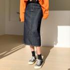 Slit-back Stitch-trim Denim Skirt