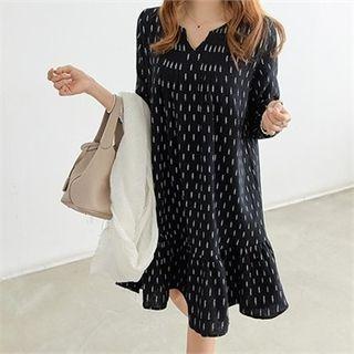 Ruffled-hem Leaf-pattern Dress
