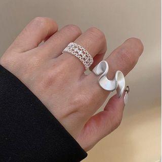 Cutout / Ruffle Alloy Ring