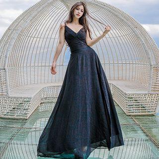 V-neck Spaghetti Strap Maxi A-line Dress