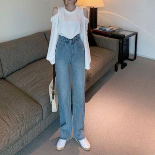 Cold Shoulder Sweatshirt / Straight Leg Jeans