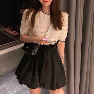 Short-sleeve Heart Knit Top / A-line Skirt