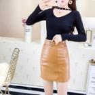 Set: Long-sleeve V-neck T-shirt + Faux Leather Fitted Skirt