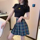 Crescent Embroidered Cropped T-shirt / Plaid Pleated Skirt
