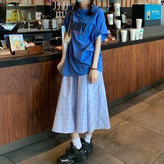 Short-sleeve Lettering T-shirt / Plaid Midi A-line Skirt