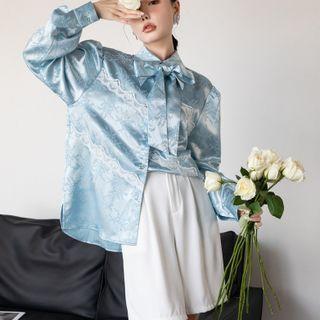 Print Tie-neck Silky Blouse