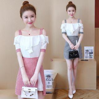 Set: Off-shoulder Short-sleeve Dress + Plaid A-line Skirt