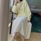 Plain Sweatshirt / Plain Maxi Skirt