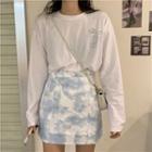 Long-sleeve Graphic Print T-shirt / Tie-dye Mini Pencil Skirt