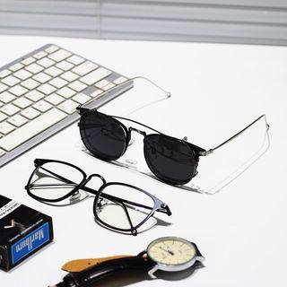 Retro Square Eyeglasses With Clip-on Sunglasses