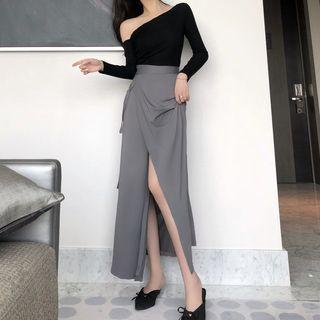 One-shoulder Top / High-waist Wrapped Midi Skirt
