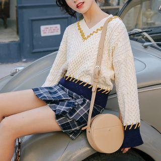 V-neck Contrast Panel Sweater