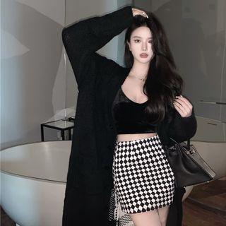 Crop Camisole Top / Argyle Print A-line Skirt / V-neck Cardigan