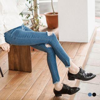 Ripped Stretch-fit Jeans