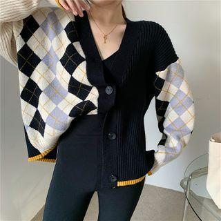 Plain Long-sleeve Loose-fit T-shirt / Argyle Cardigan