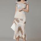 Set: Cap-sleeve Print Top + Midi Skirt