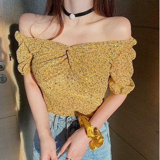 Short-sleeve Floral Print Fitted Chiffon Top