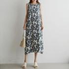 Sleeveless Foliage Long Dress With Sash