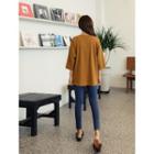 Printed Over-the-elbow Sleeve T-shirt