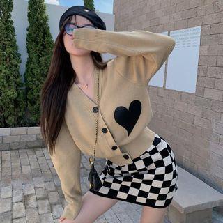 Heart Print Cardigan / Checker Print A-line Skirt / Set