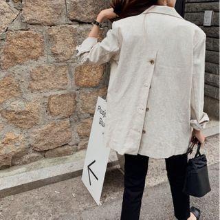 Buttoned Back-split Blazer Beige - One Size
