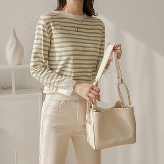 Basic Round-neck Stripe Knit Top