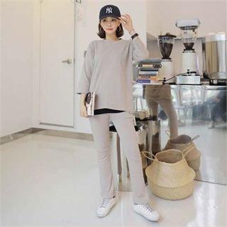 Set: 3/4-sleeve T-shirt + Boot-cut Sweatpants