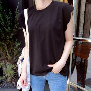 Scallop-sleeve Top