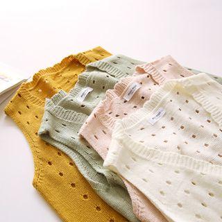 Perforated Buttoned Knit Vest