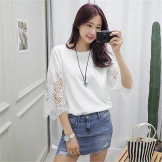 Round-neck Lace-sleeve T-shirt