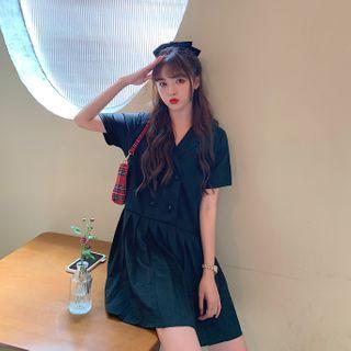 Short-sleeve Pleated Buttoned A-line Mini Dress