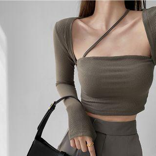 Asymmetrical Square-neck Crop T-shirt