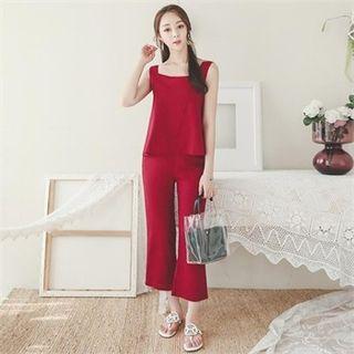 Set: Square-neck Sleeveless Top + Boot-cut Pants