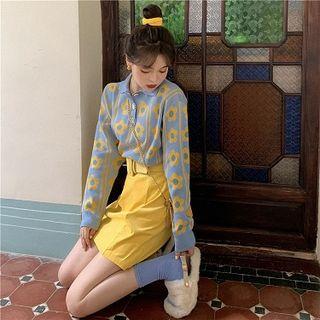 Flower Long-sleeve Knit Top / Plain Skirt