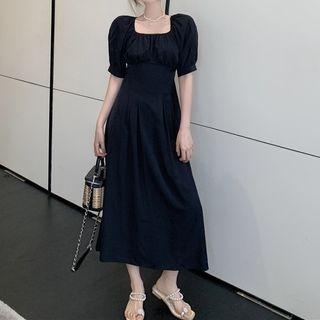 Short-sleeve Open-back Maxi Dress