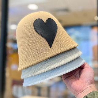 Heart Applique Knit Bucket Hat