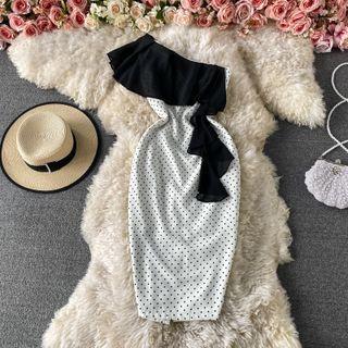 Color-block Ruffled Dotted Bodycon Dress