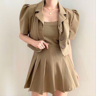 Short-sleeve Blazer / Spaghetti Strap Pleated Dress