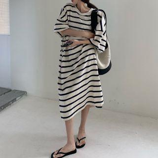 Round-neck Striped Short-sleeve Dress As Shown In Figure - One Size