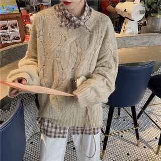 Long-sleeve Plaid Shirt / Cable Knit Cardigan