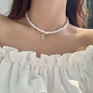 Faux Gemstone Pendant Faux Pearl Choker