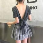 Open-back Slim-fit Cropped T-shirt