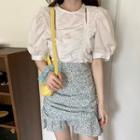Balloon-sleeve Shirred Blouse / Floral Print Mini A-line Skirt