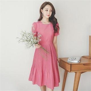 Puff-sleeve Accordion Pleated A-line Dress