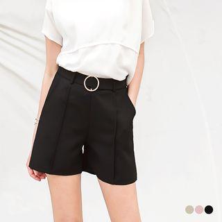 Round Buckle Belted Shorts