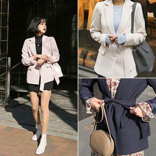 Single-breasted Flap-pocket Blazer With Sash